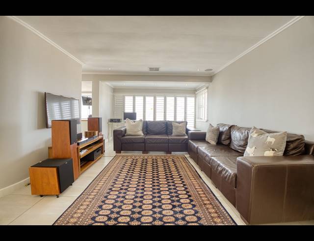 4 BEDROOM HOUSE FOR SALE IN BALLITO CENTRAL
